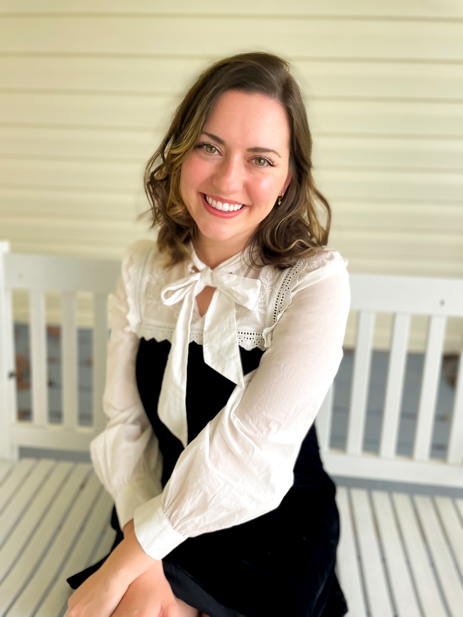 Julia Seales, author photo